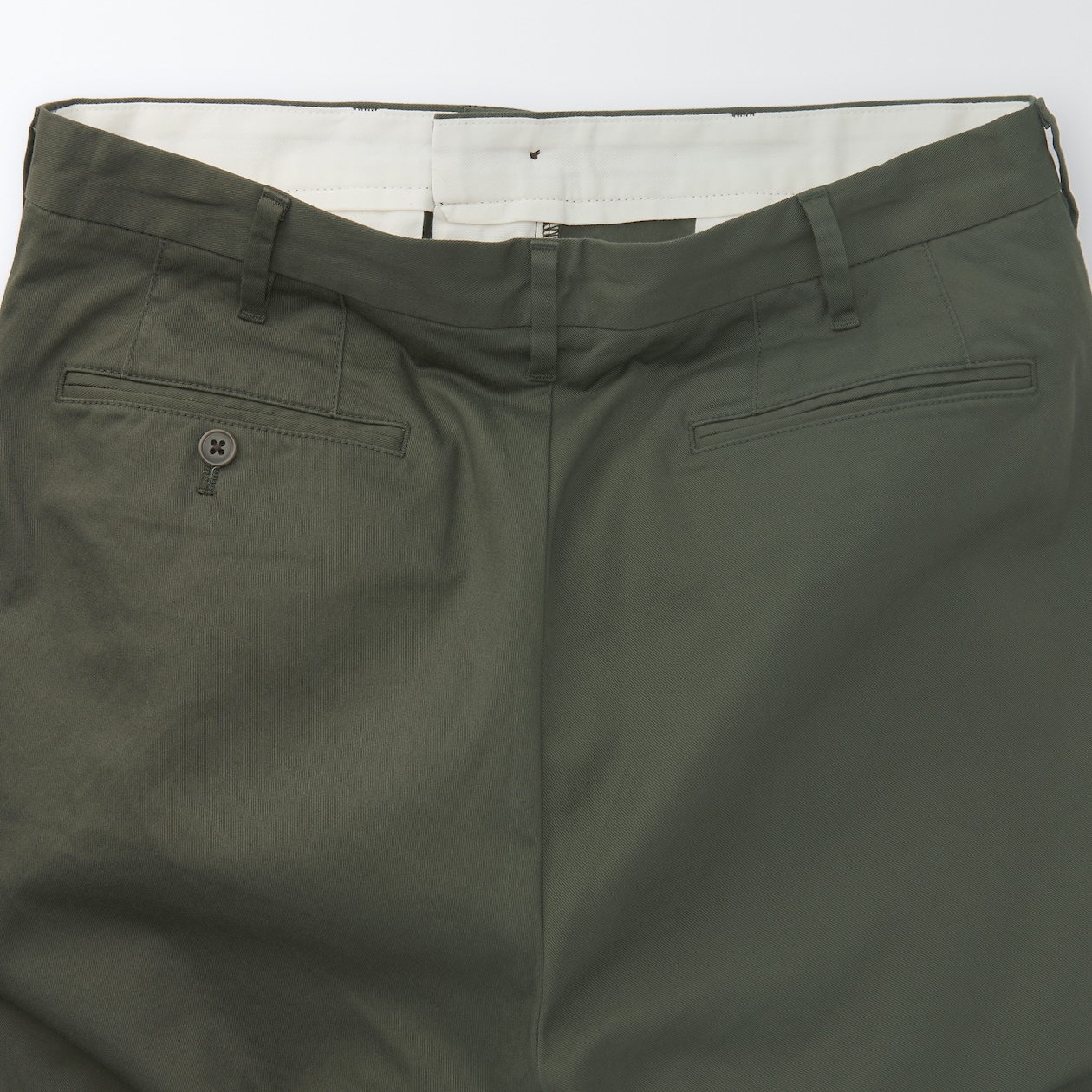 ストレッチチノスリムパンツ　股下８２ｃｍ