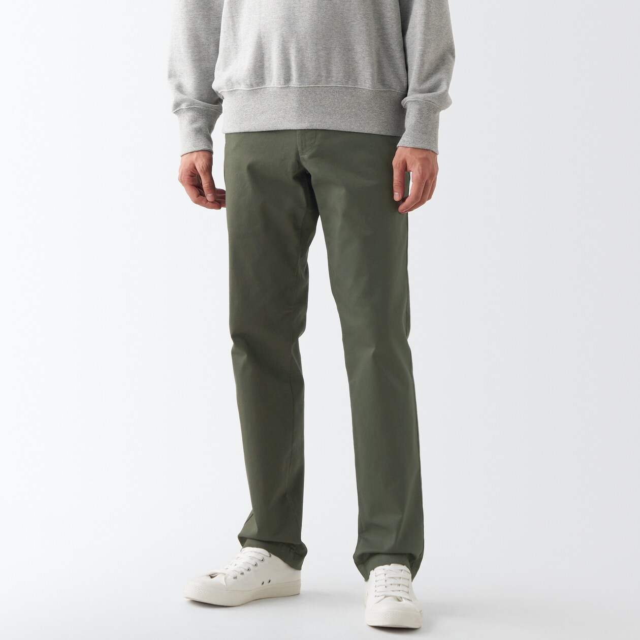 ストレッチチノスリムパンツ　股下８２ｃｍ