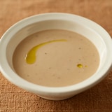 素材を生かしたスープ　ポルチーニクリームのポタージュ