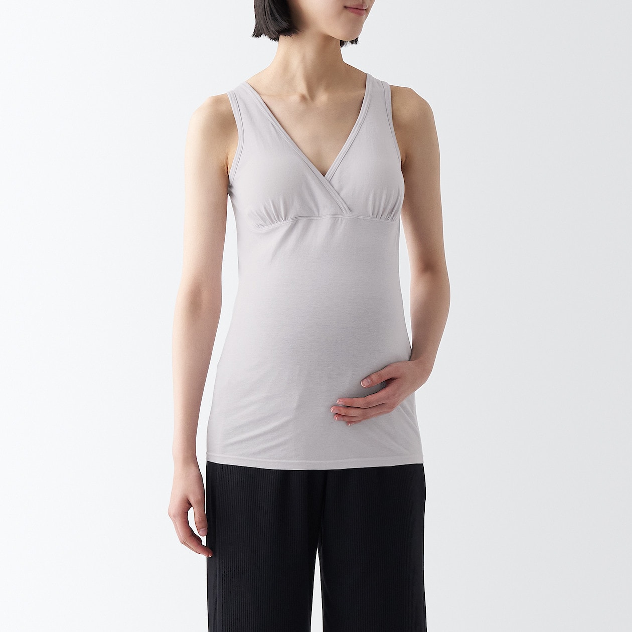 シルク混 授乳に便利なカップ入りタンクトップ 無印良品 シルク混 授乳に便利なカップ入りタンクトップ 無印良品