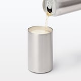 コップとしても使える　缶飲料用　保温保冷ホルダー