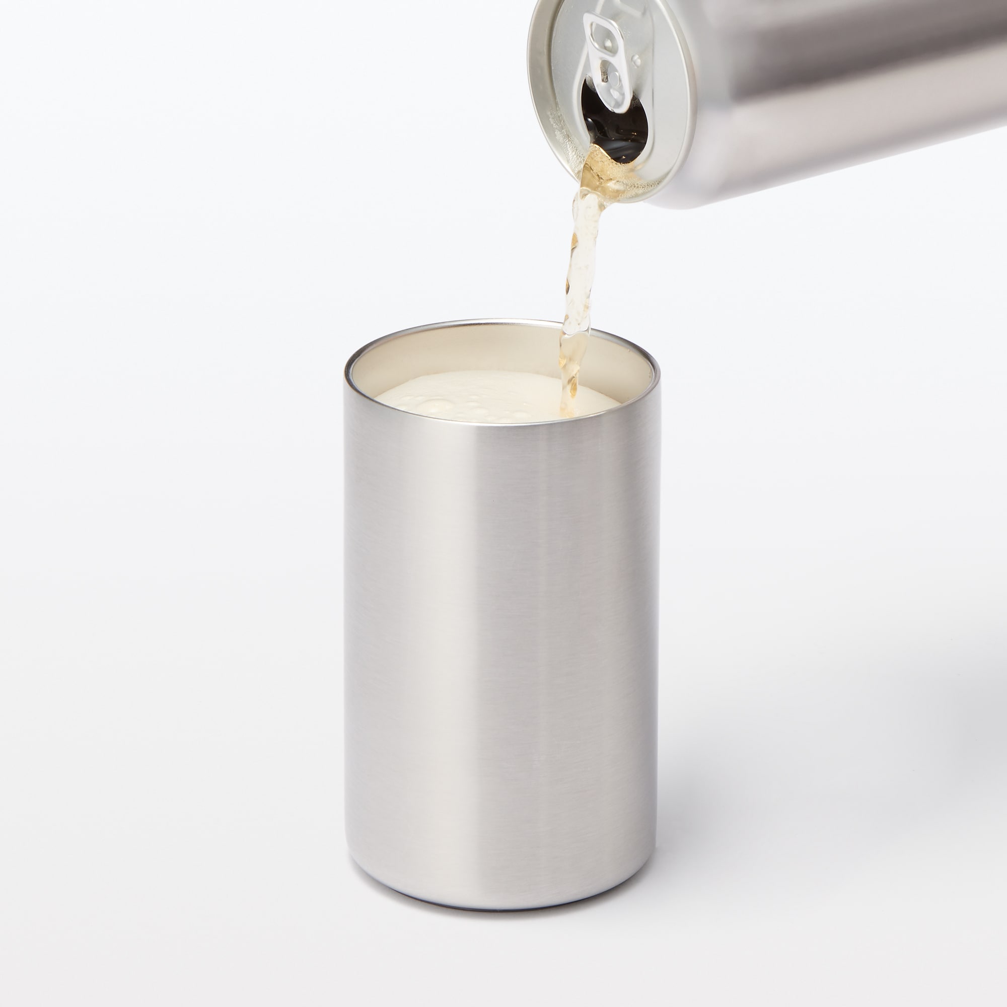 コップとしても使える　缶飲料用　保温保冷ホルダー