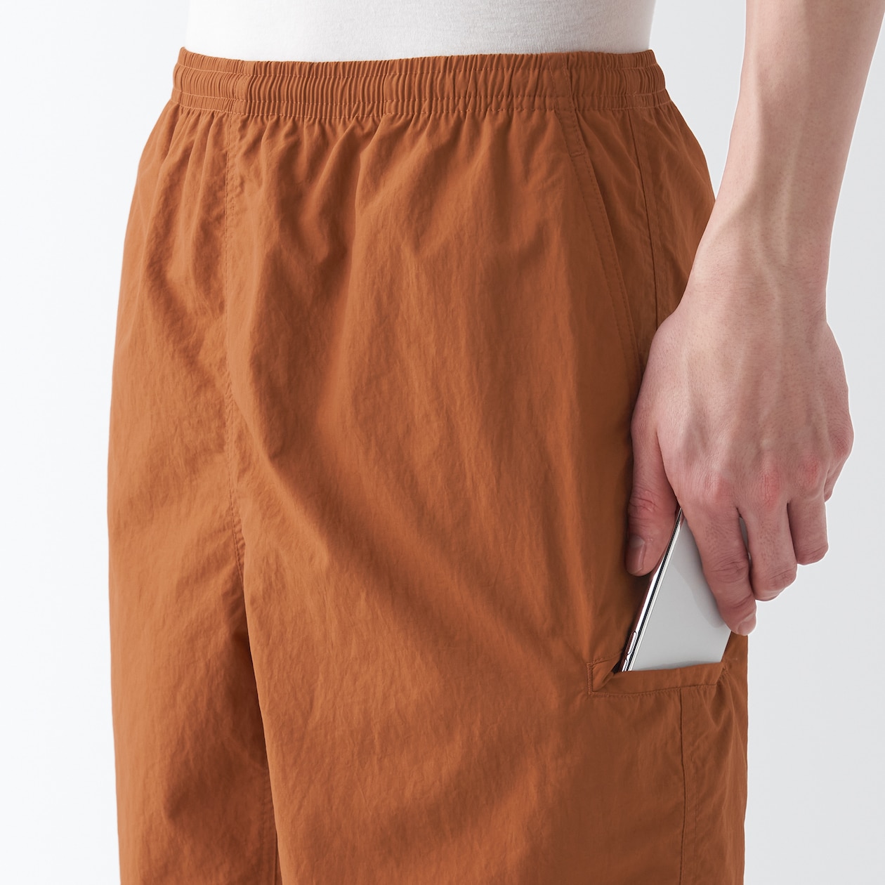 撥水ナイロンショートパンツ