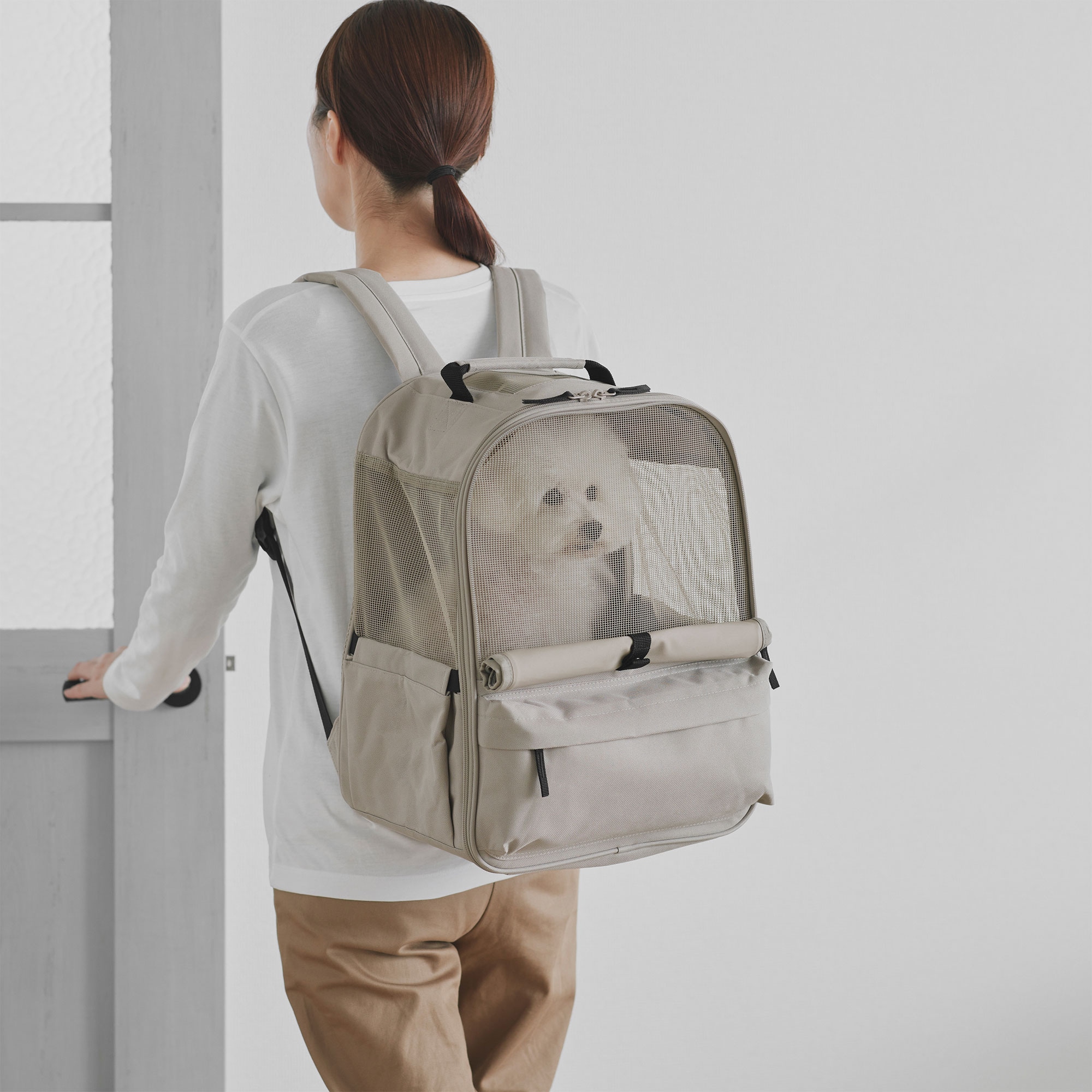 ペット用　キャリーバッグ　リュック型