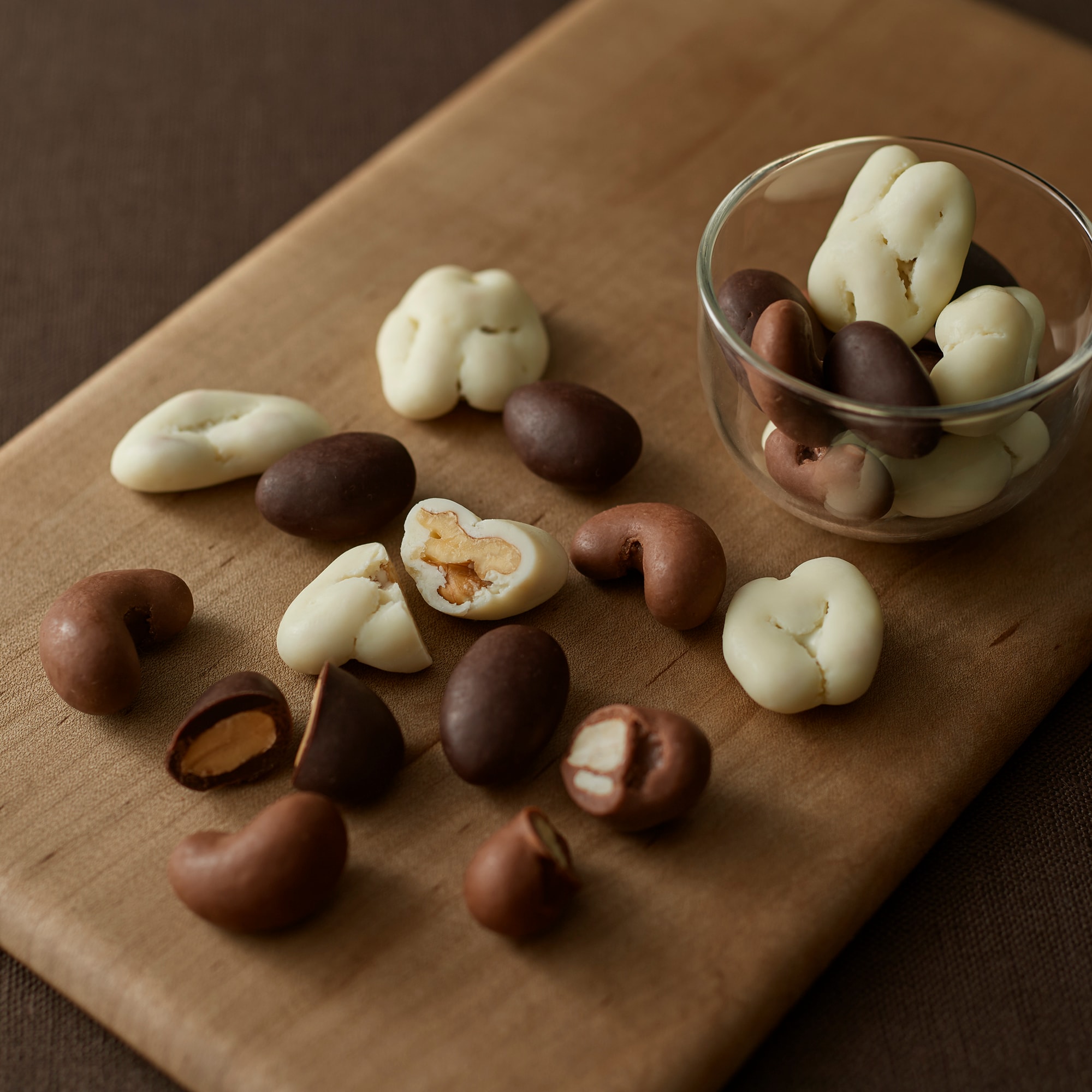 ３種のチョコがけミックスナッツ