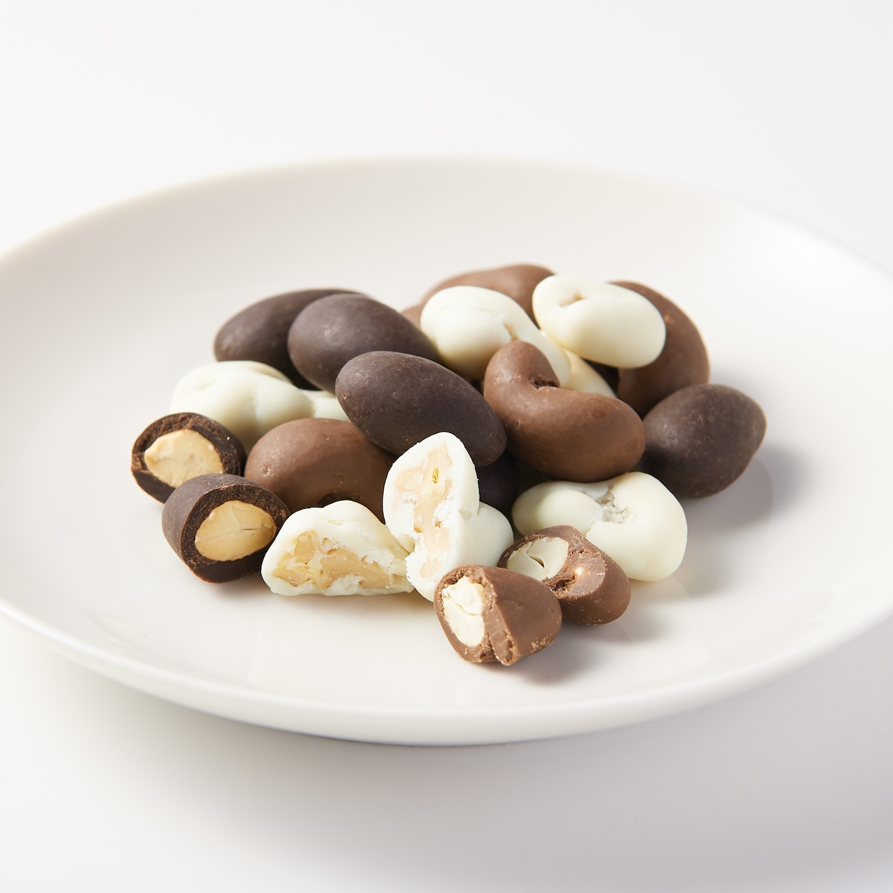 ３種のチョコがけミックスナッツ