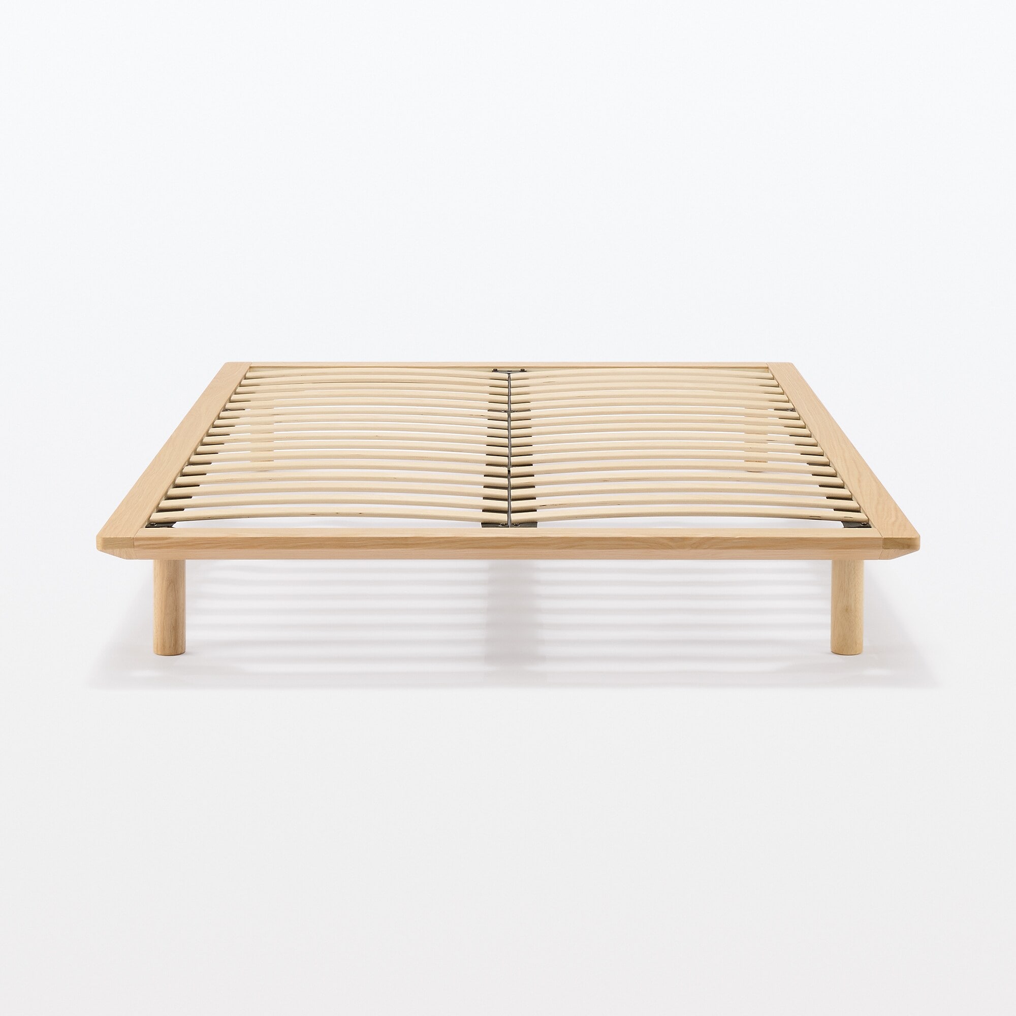 木製ベッドフレーム