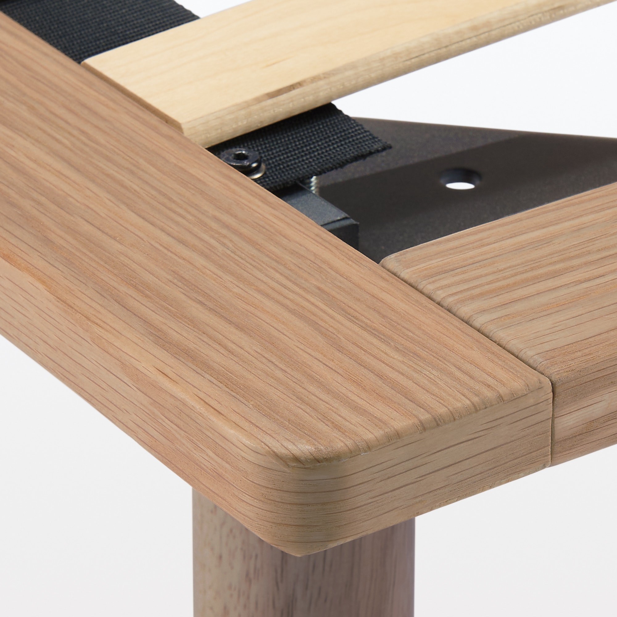 木製ベッドフレーム