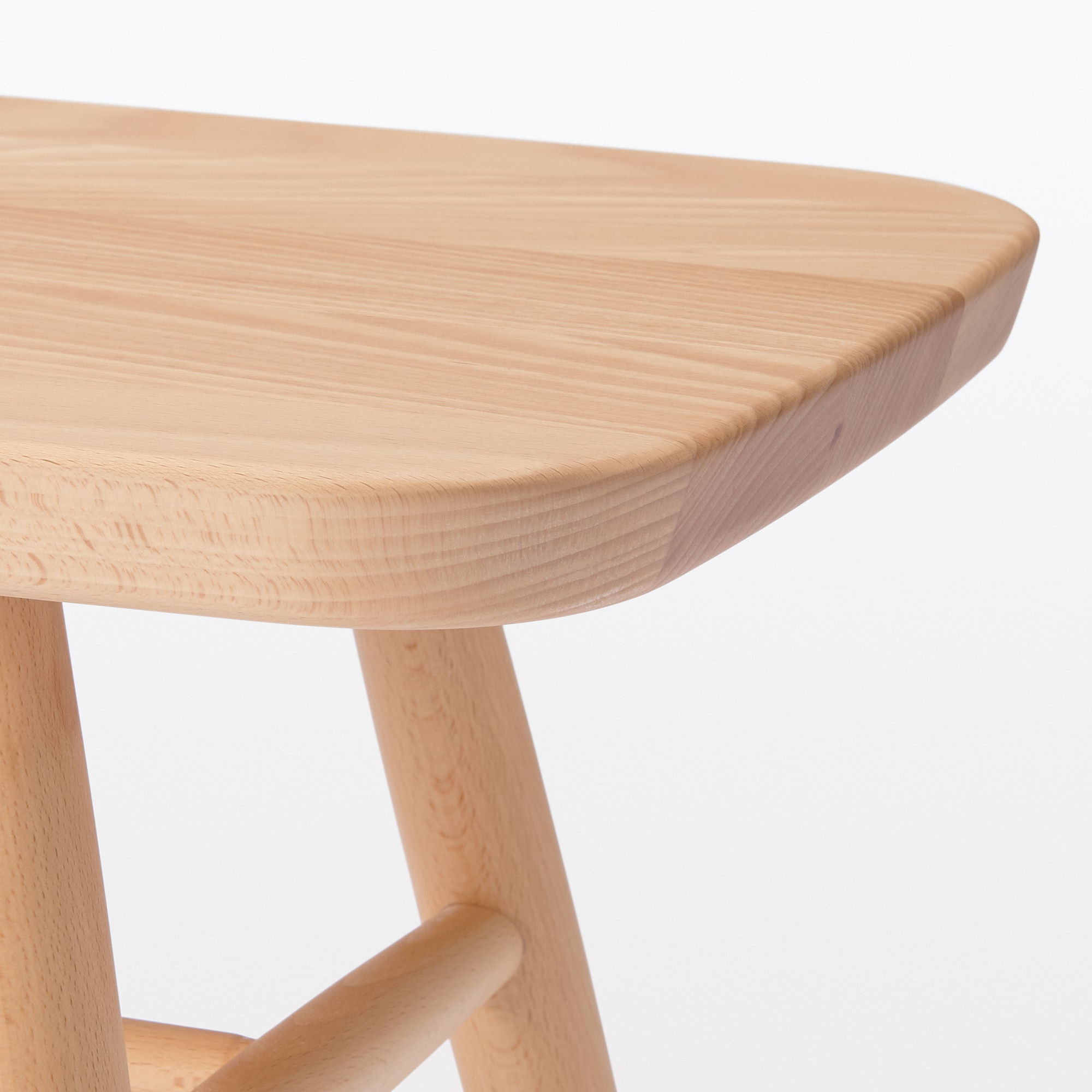 ブナ材ベンチ　丸脚