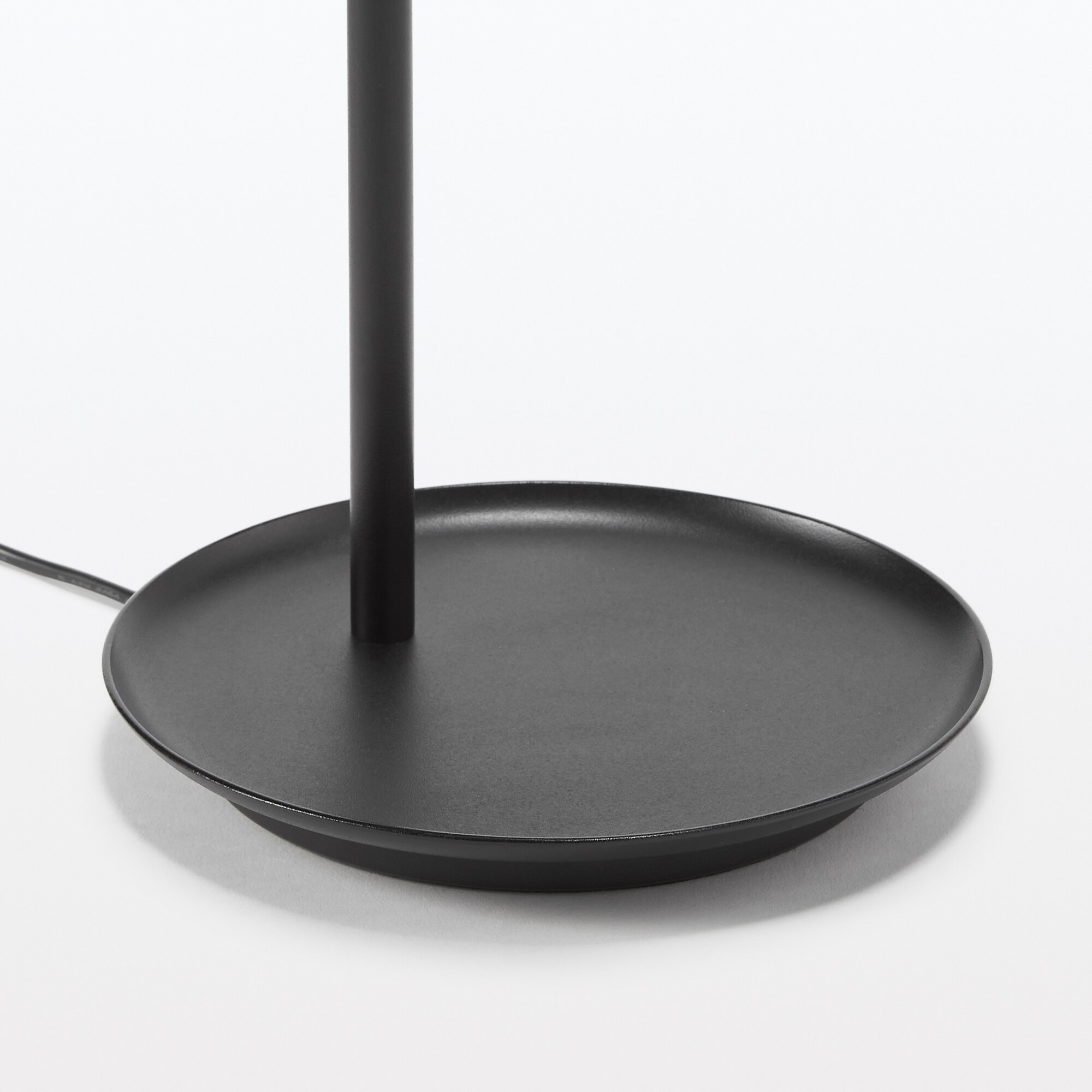 ［ＩＤＥＥ］ＣＡＭＰＡＮＡ　ＴＡＢＬＥ　ＬＡＭＰ　ＢＲＡＳＳ