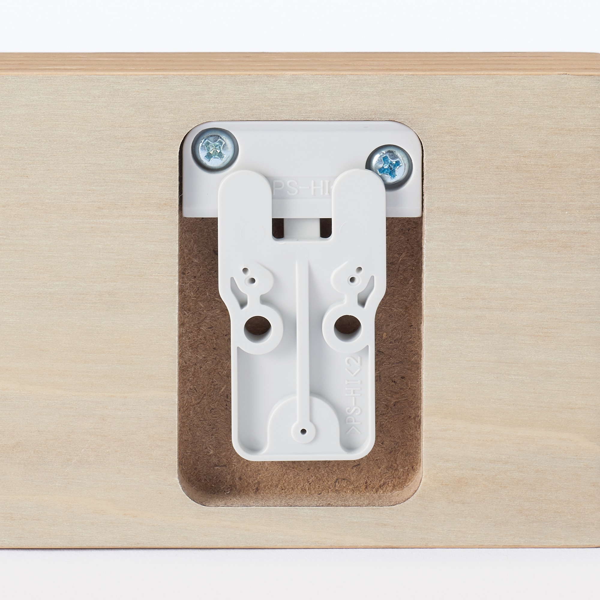 壁に付けられる家具トレー