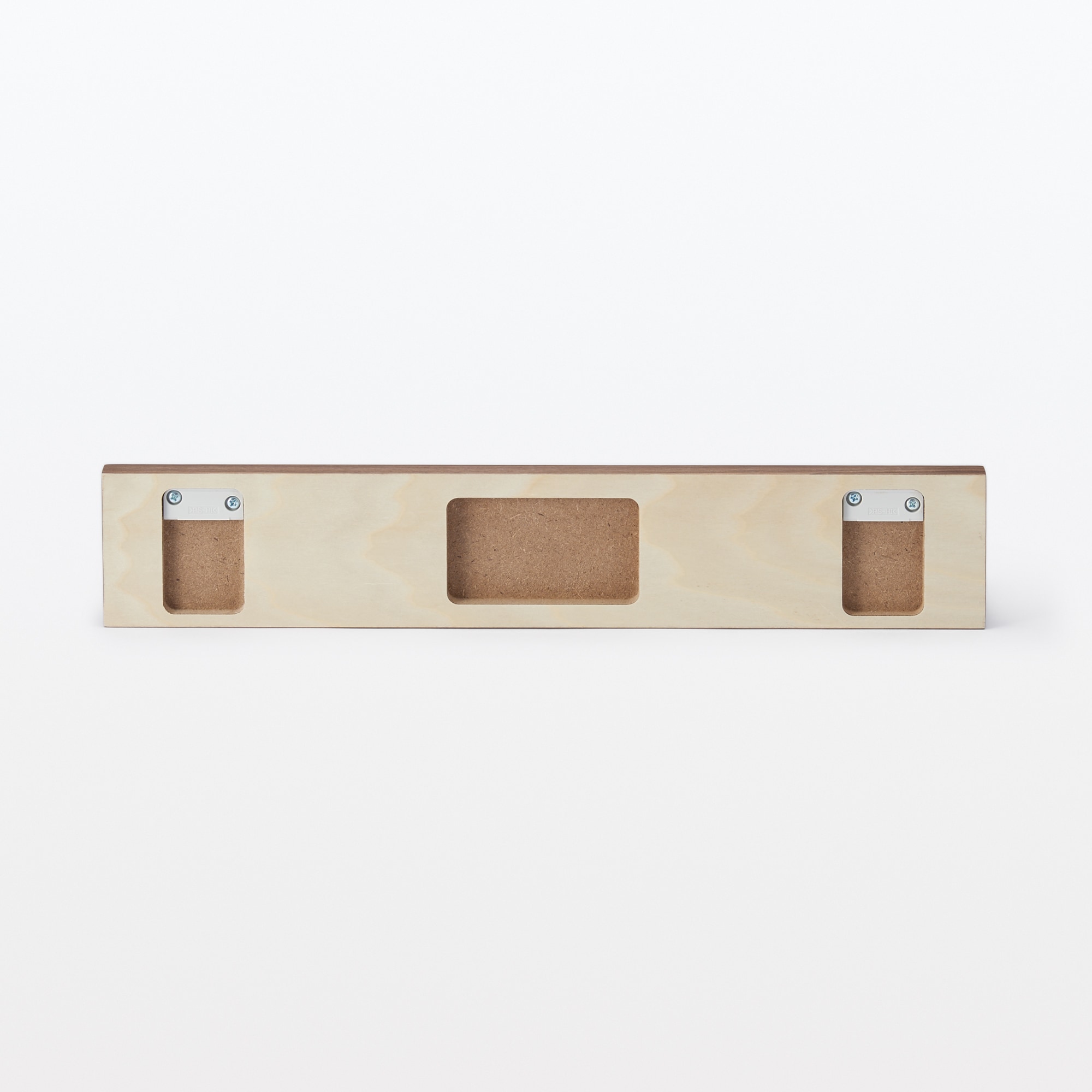 壁に付けられる家具トレー