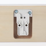 壁に付けられる家具トレー