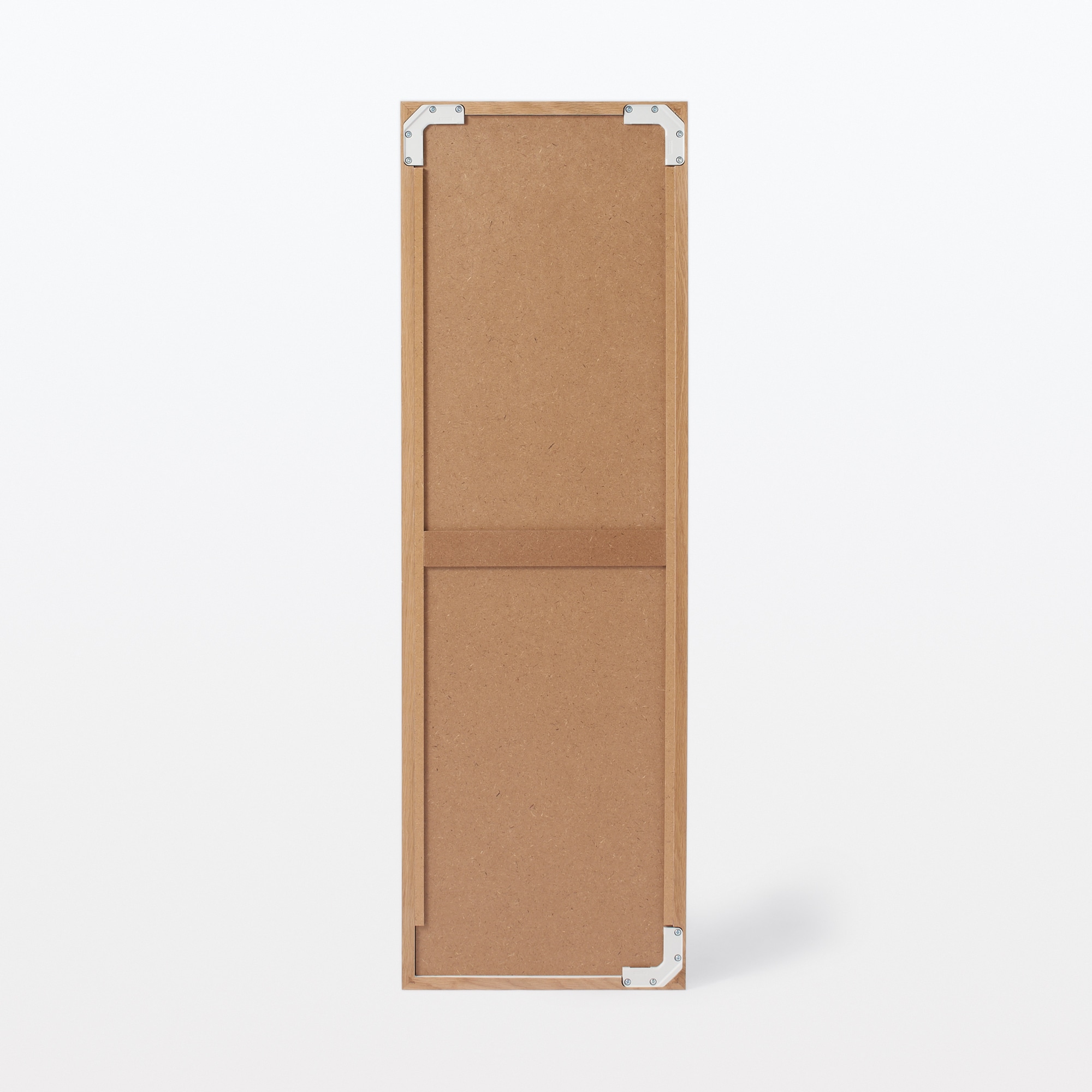 壁に付けられる家具ミラー