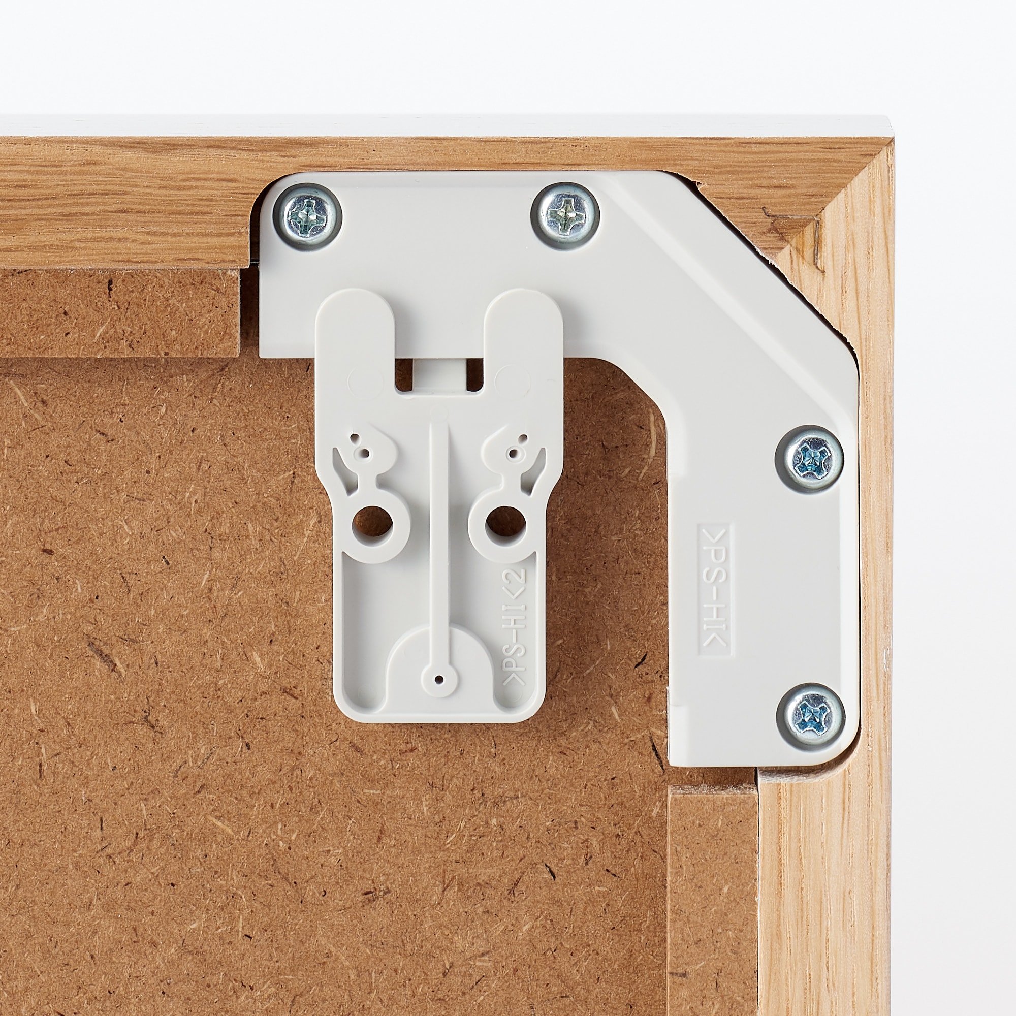 壁に付けられる家具ミラー