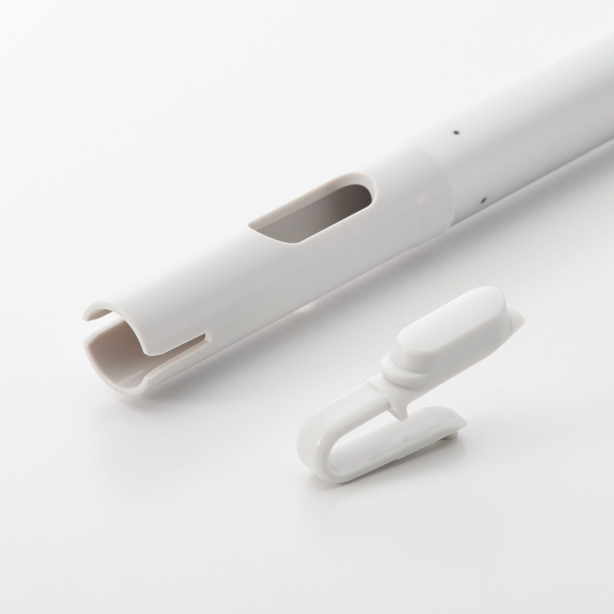 ヘッドが付け替えられる　伸縮ポール