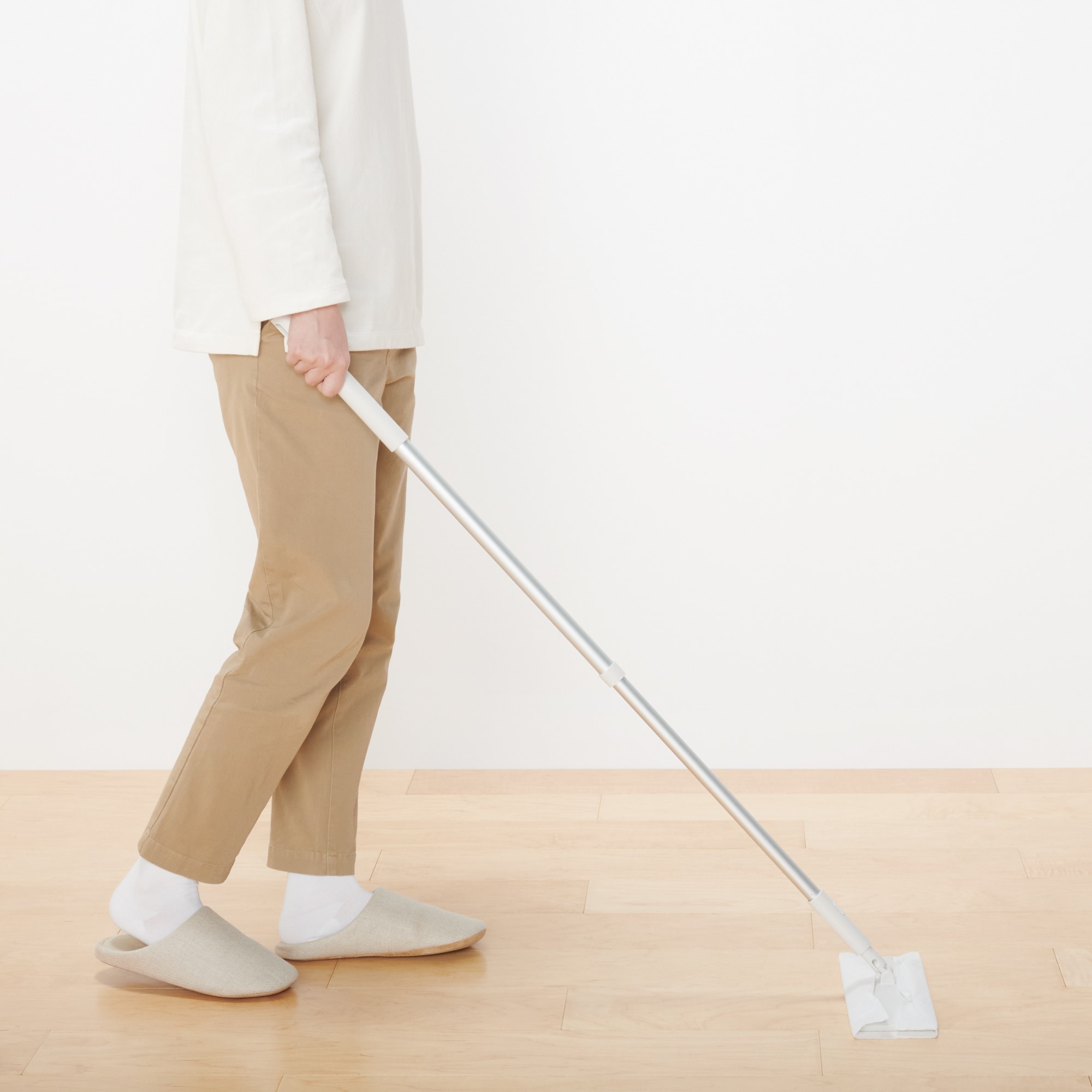 ヘッドが付け替えられる　フローリングワイパー