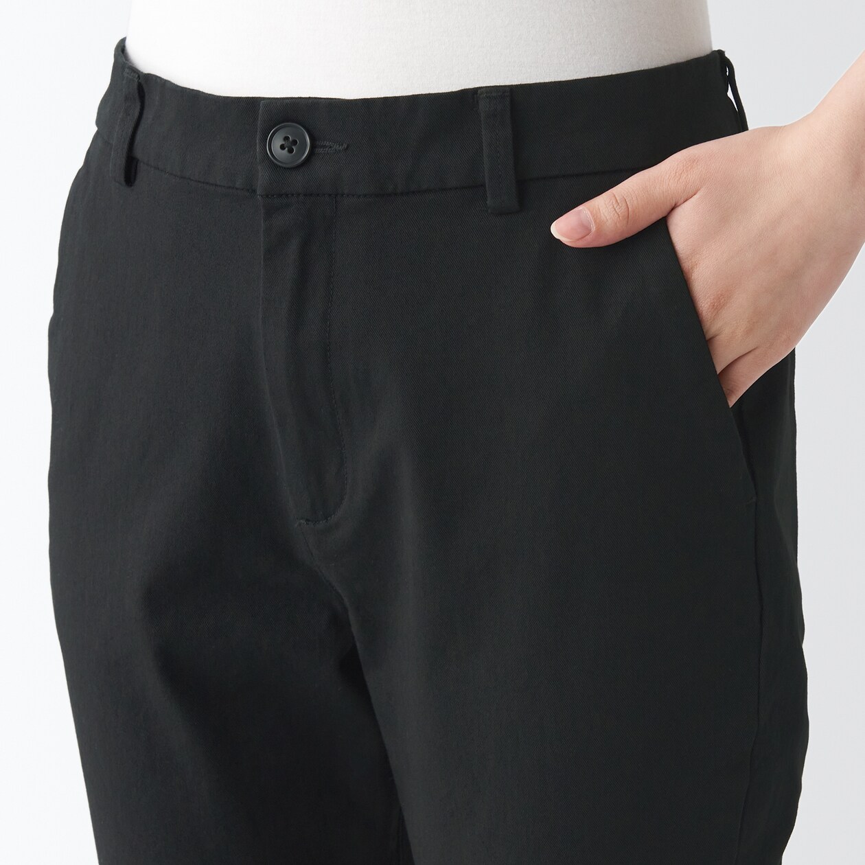 縦横ストレッチチノスリムテーパードパンツ　股下７５