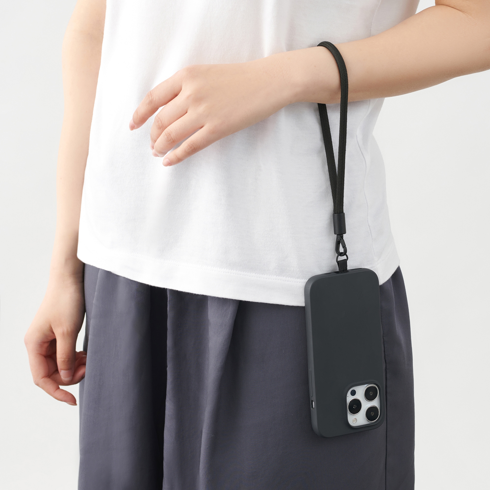 ポリエステル　ハンドストラップ　スマートフォン用