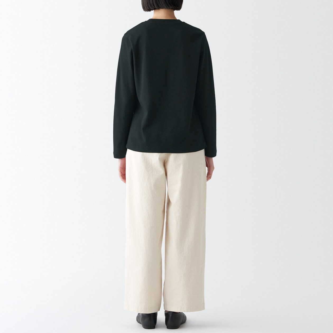 スムース編みクルーネック長袖Ｔシャツ
