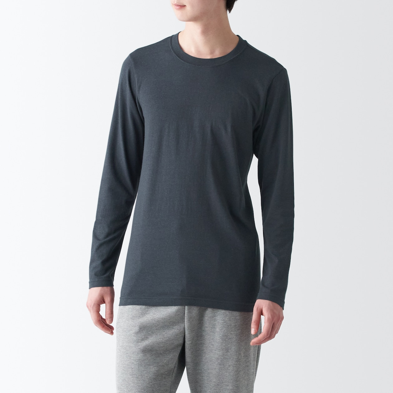 あったか綿　クルーネック長袖Ｔシャツ（２０２３年仕様）