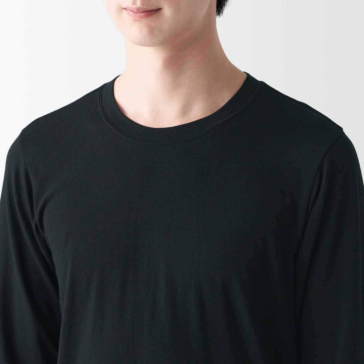 あったか綿　クルーネック長袖Ｔシャツ（２０２３年仕様）