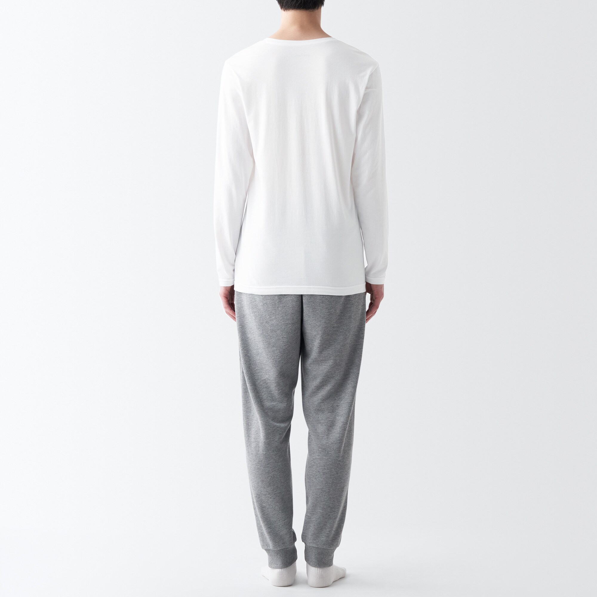 あったか綿　Ｖネック長袖Ｔシャツ（２０２３年仕様）