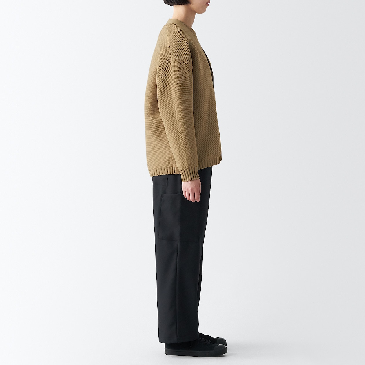 独特の上品 MUJI Labo あたたかくて洗えるVネックカーディガン