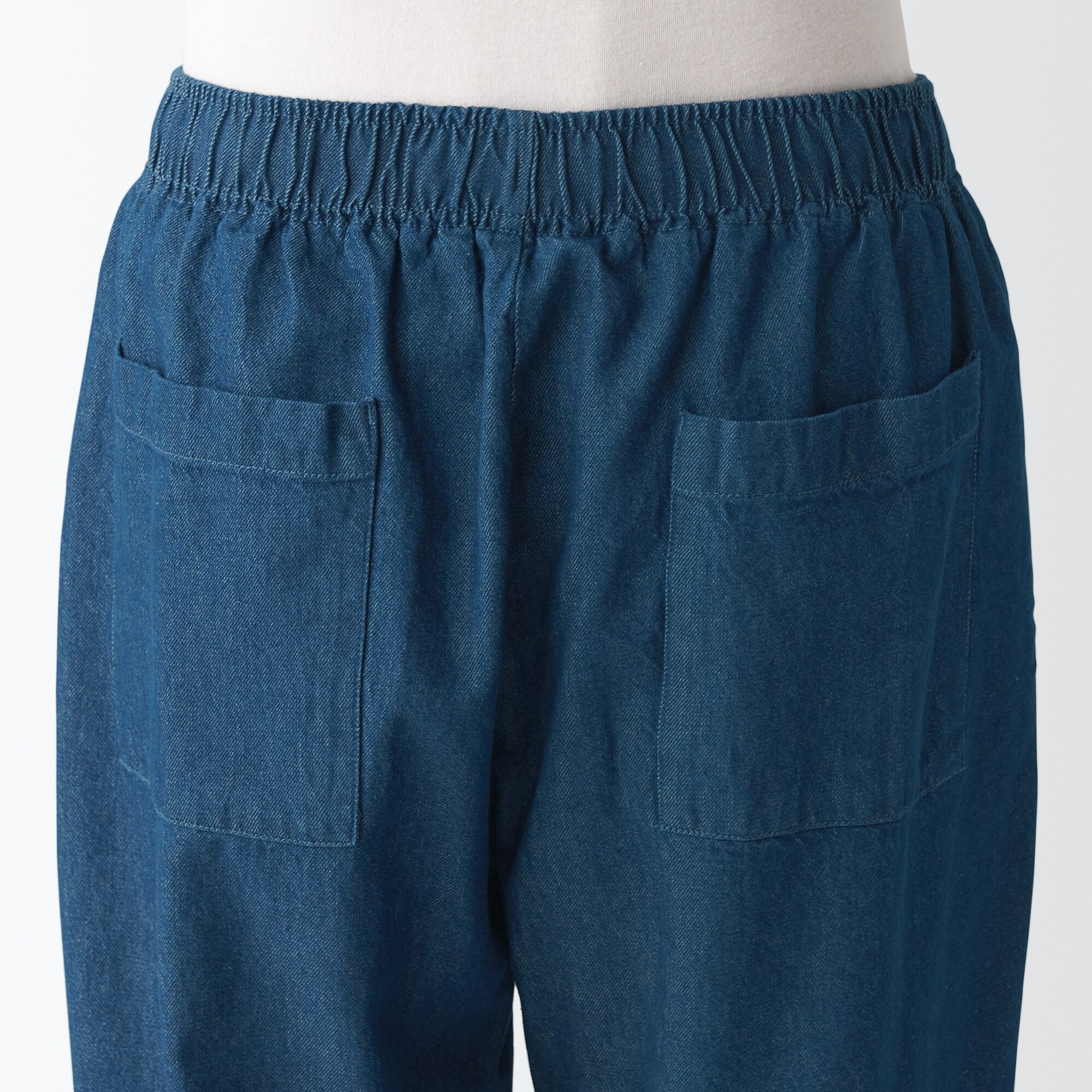 美品 イッセイミヤケ ISSEY MIYAKE A.POC INSIDE パンツ デニムパンツ コットン ロゴ ボトムス レディース 4(XL相当)  インディゴブルー