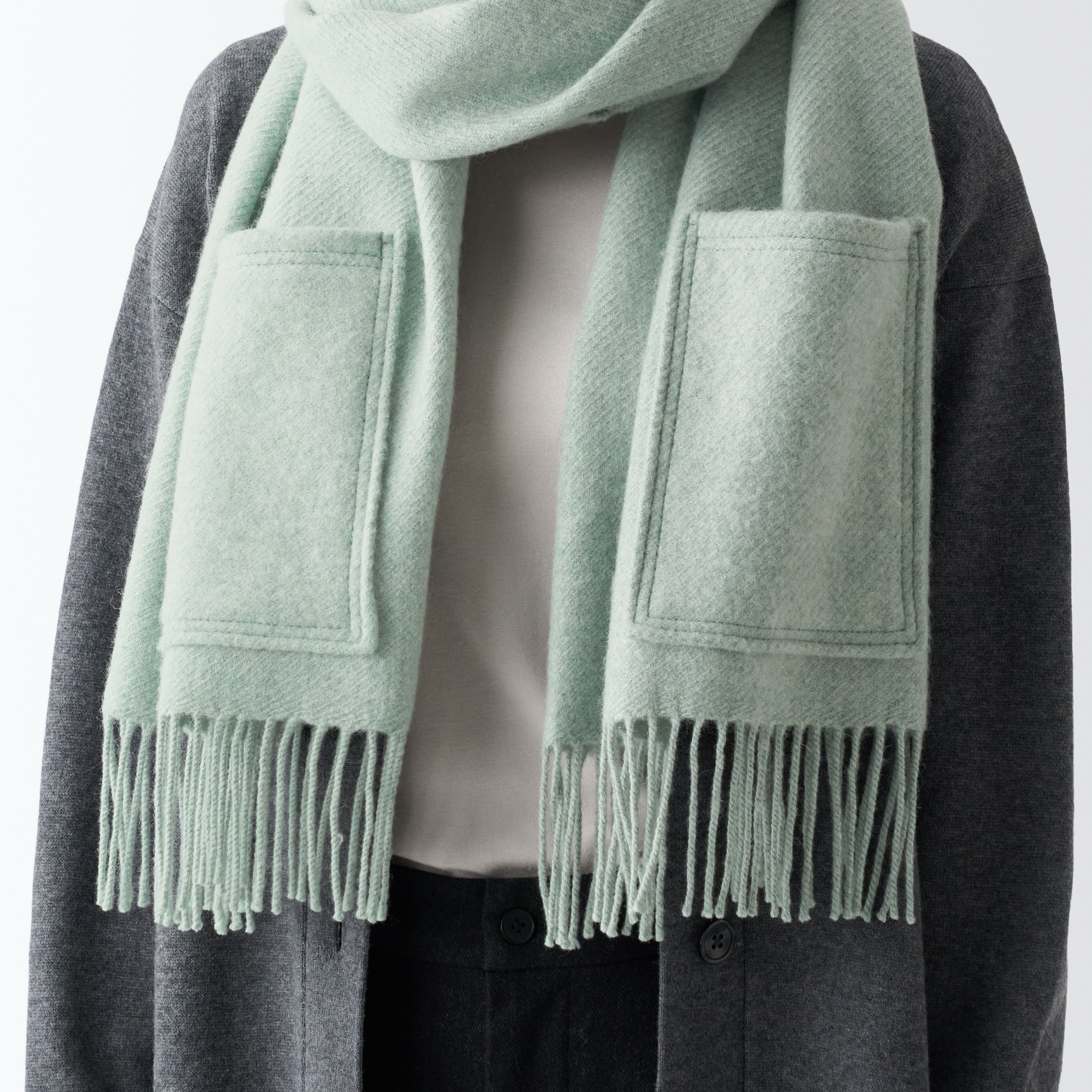 ウール　ポケット付き　ストール