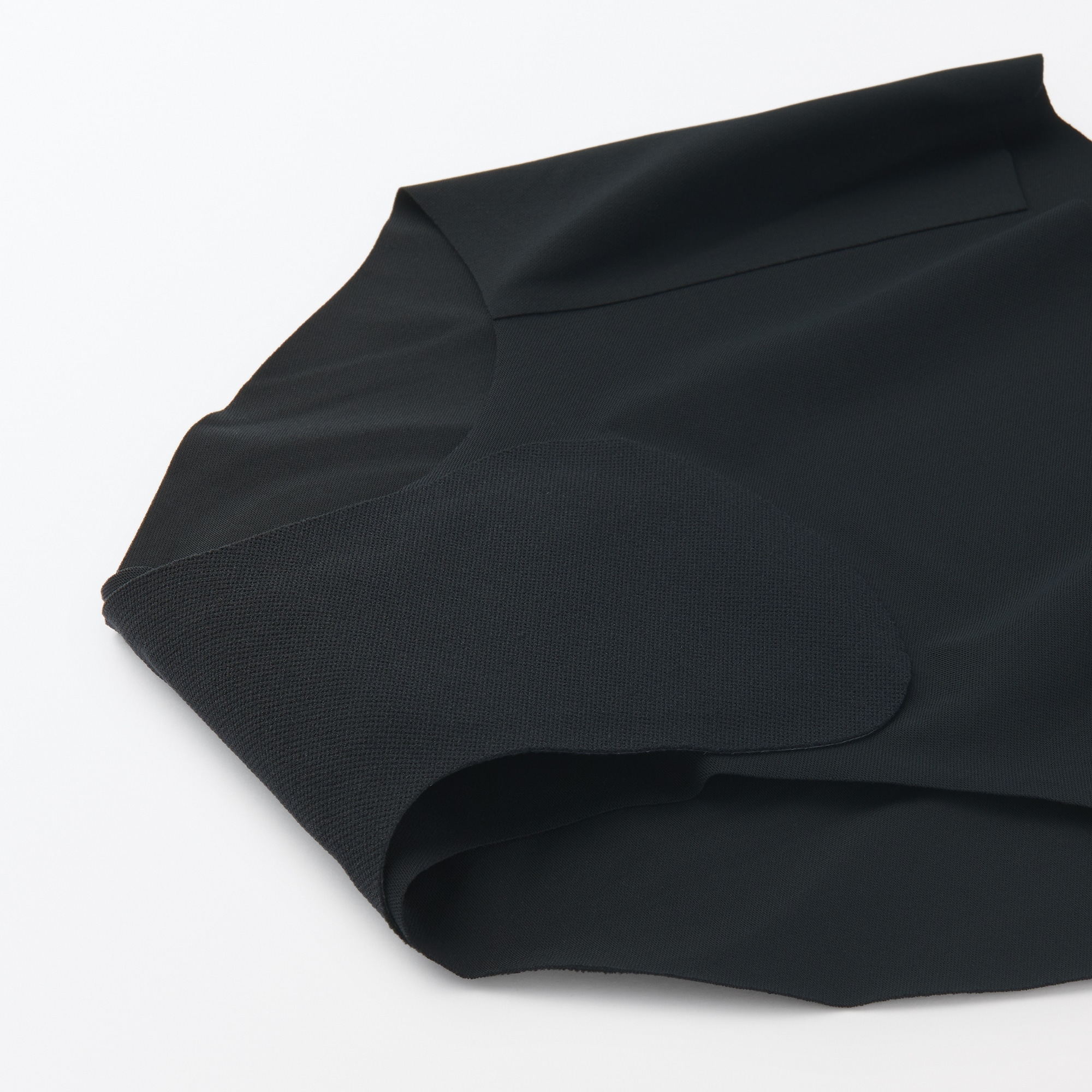 ひびきにくい吸水サニタリーショーツ