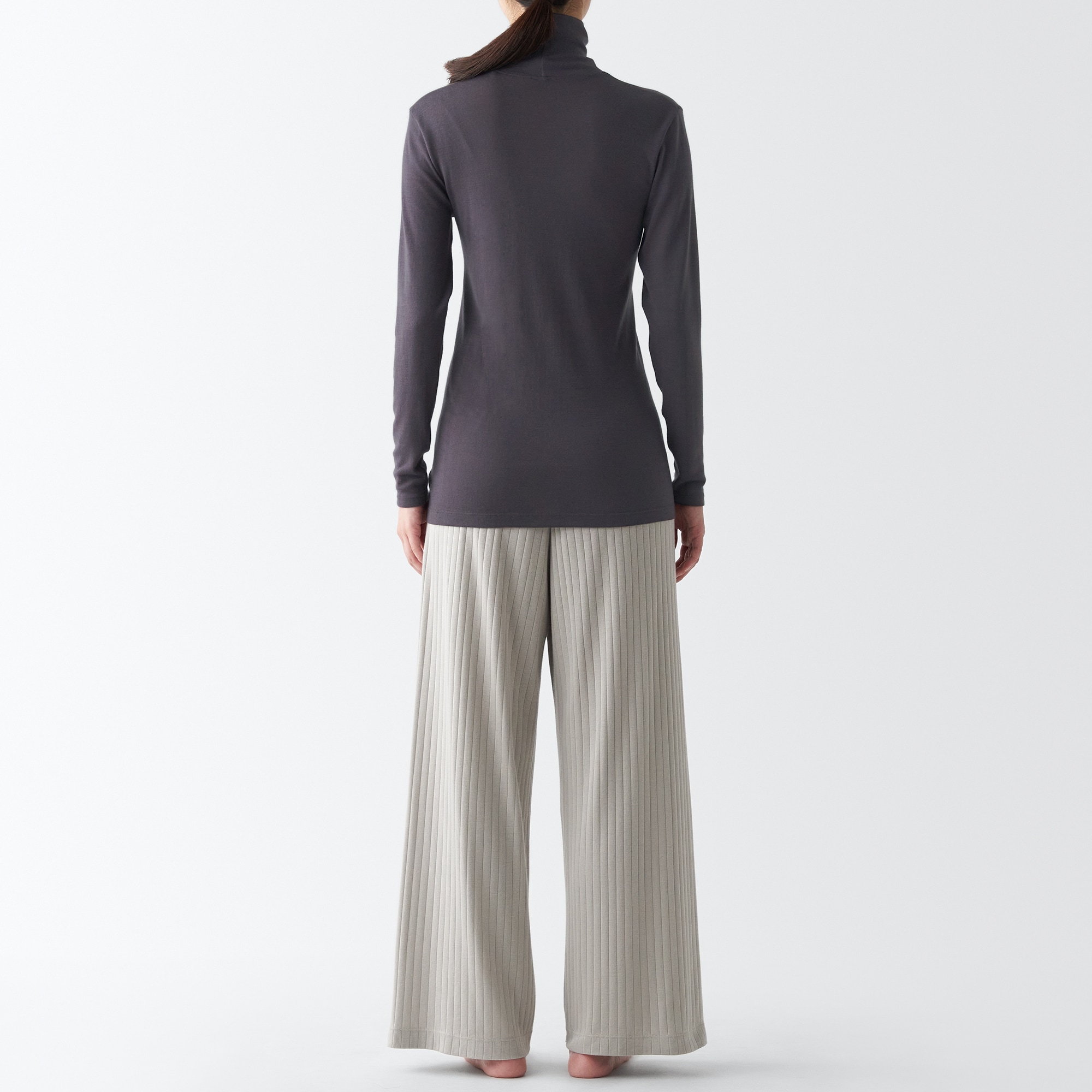 無印良品【MUJI】タートルネック長袖Ｔシャツ　メリノウール　登山 ウールタートルネック長袖Tシャツ | 無印良品