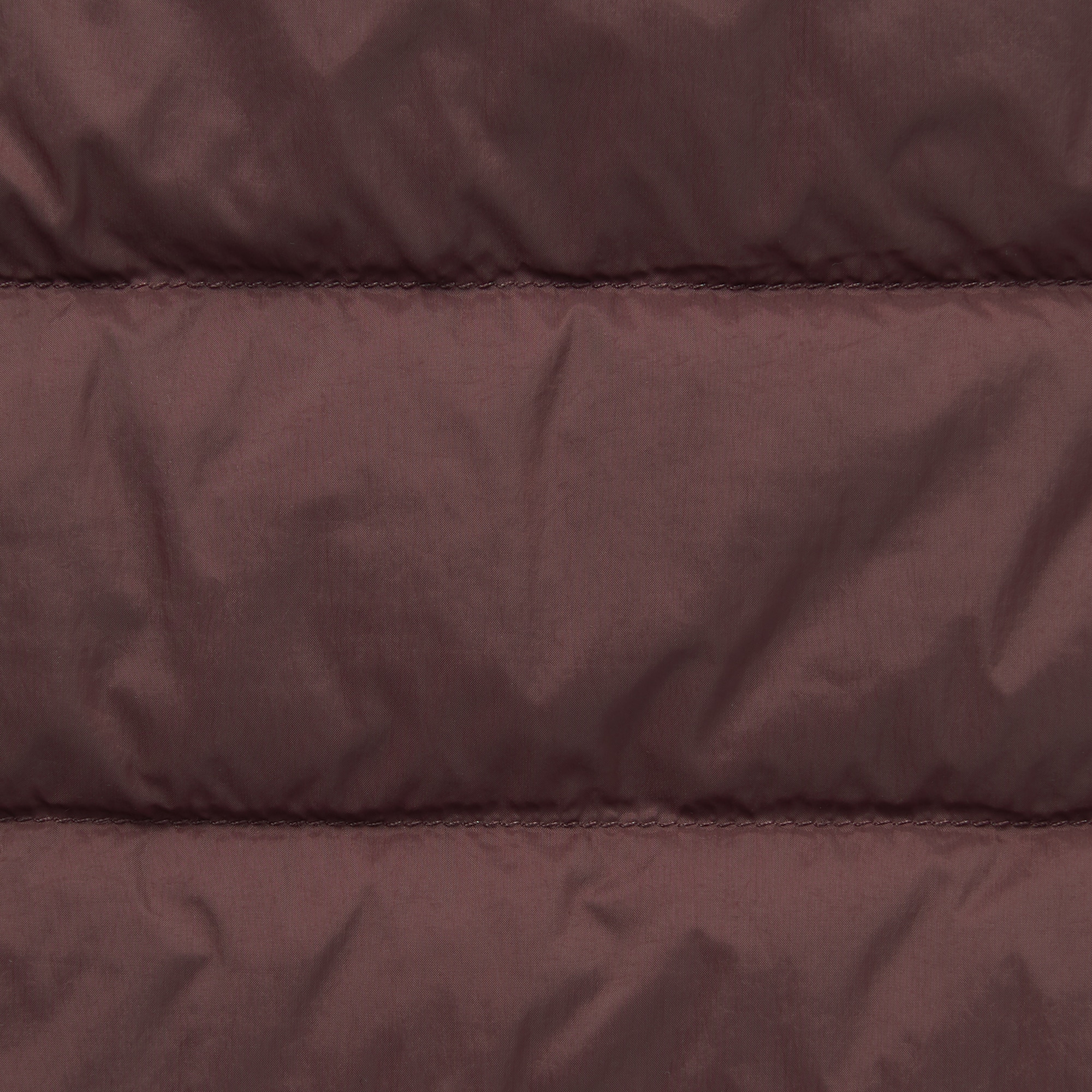 軽量ダウンノーカラーベスト（帯電防止裏地）