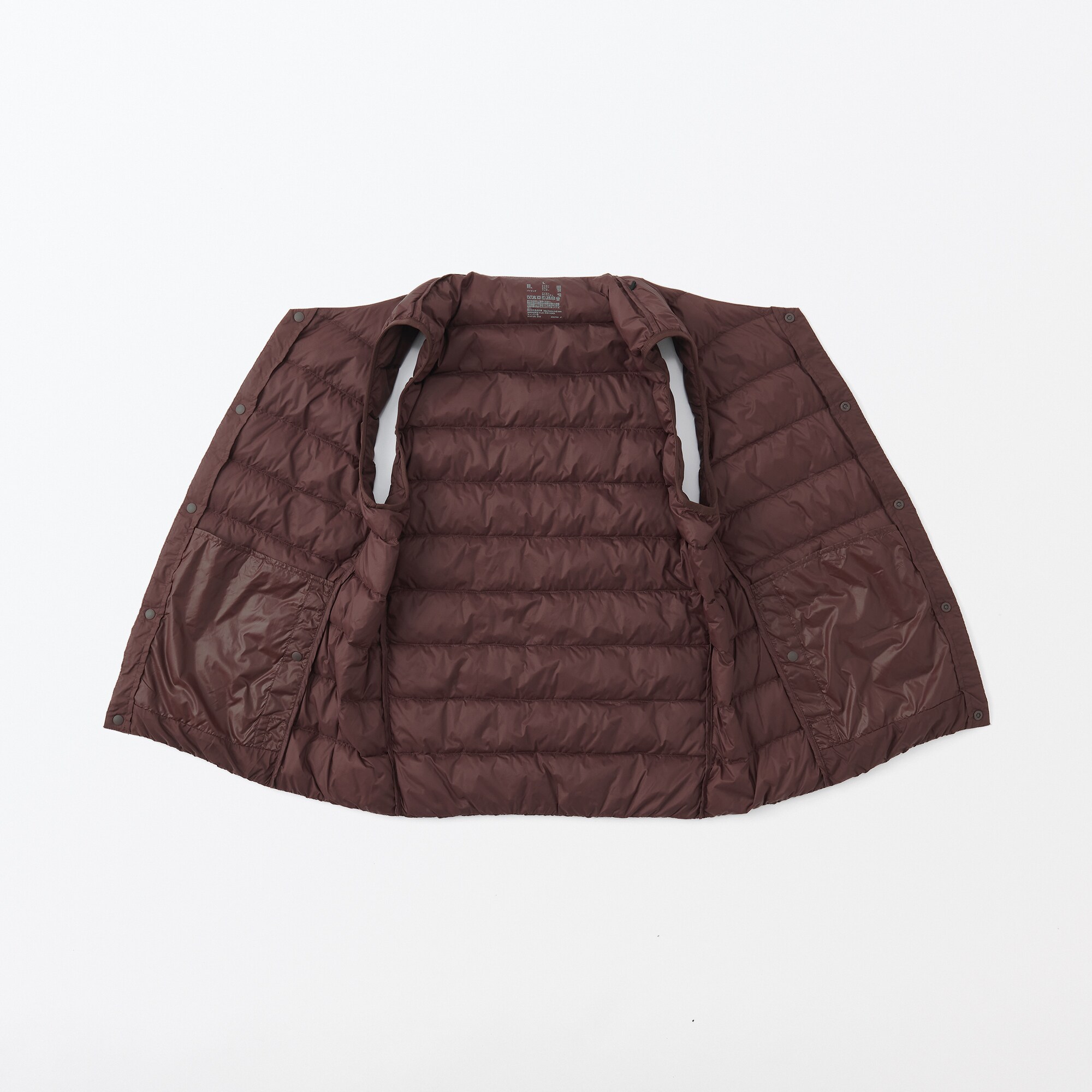 軽量ダウンノーカラーベスト（帯電防止裏地）