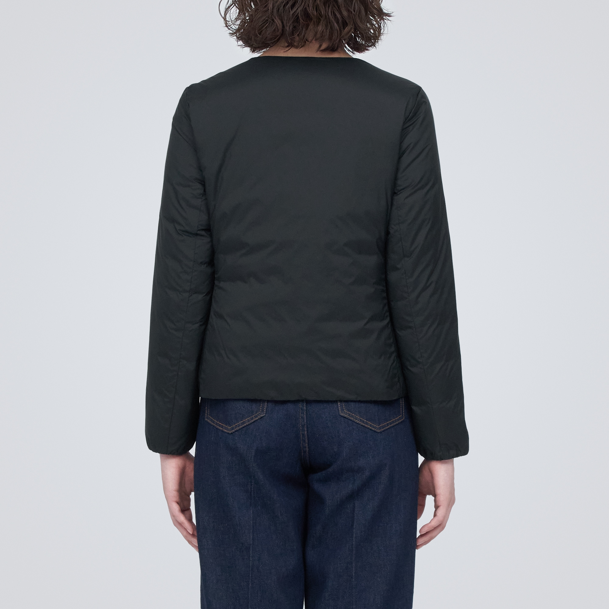 軽量ダウンノーカラージャケット（帯電防止裏地）