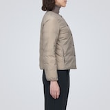 軽量ダウンノーカラージャケット（帯電防止裏地）