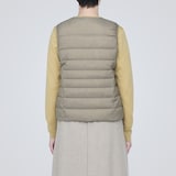 軽量ダウンノーカラーベスト（帯電防止裏地）