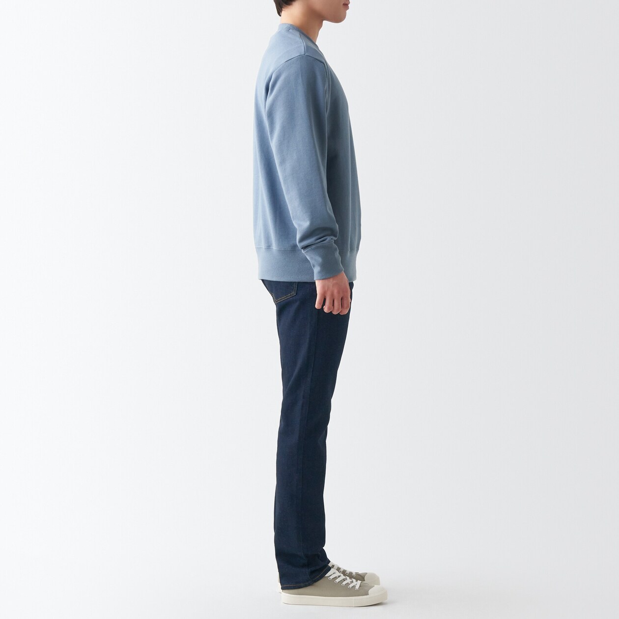 ストレッチデニムスリムパンツ　股下８２ｃｍ　ダークネイビー