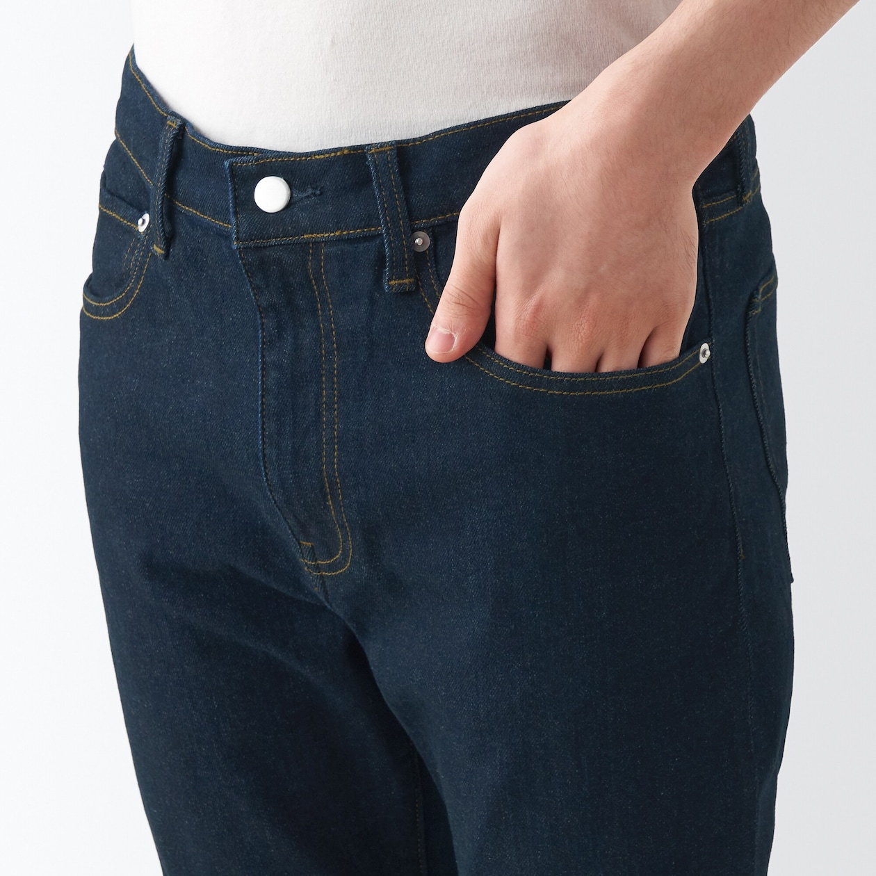 ストレッチデニムスリムパンツ　股下８２ｃｍ　ダークネイビー