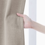 ポリエステルシェニールヘリンボーン（防炎）プリーツカーテン／ライトブラウン
