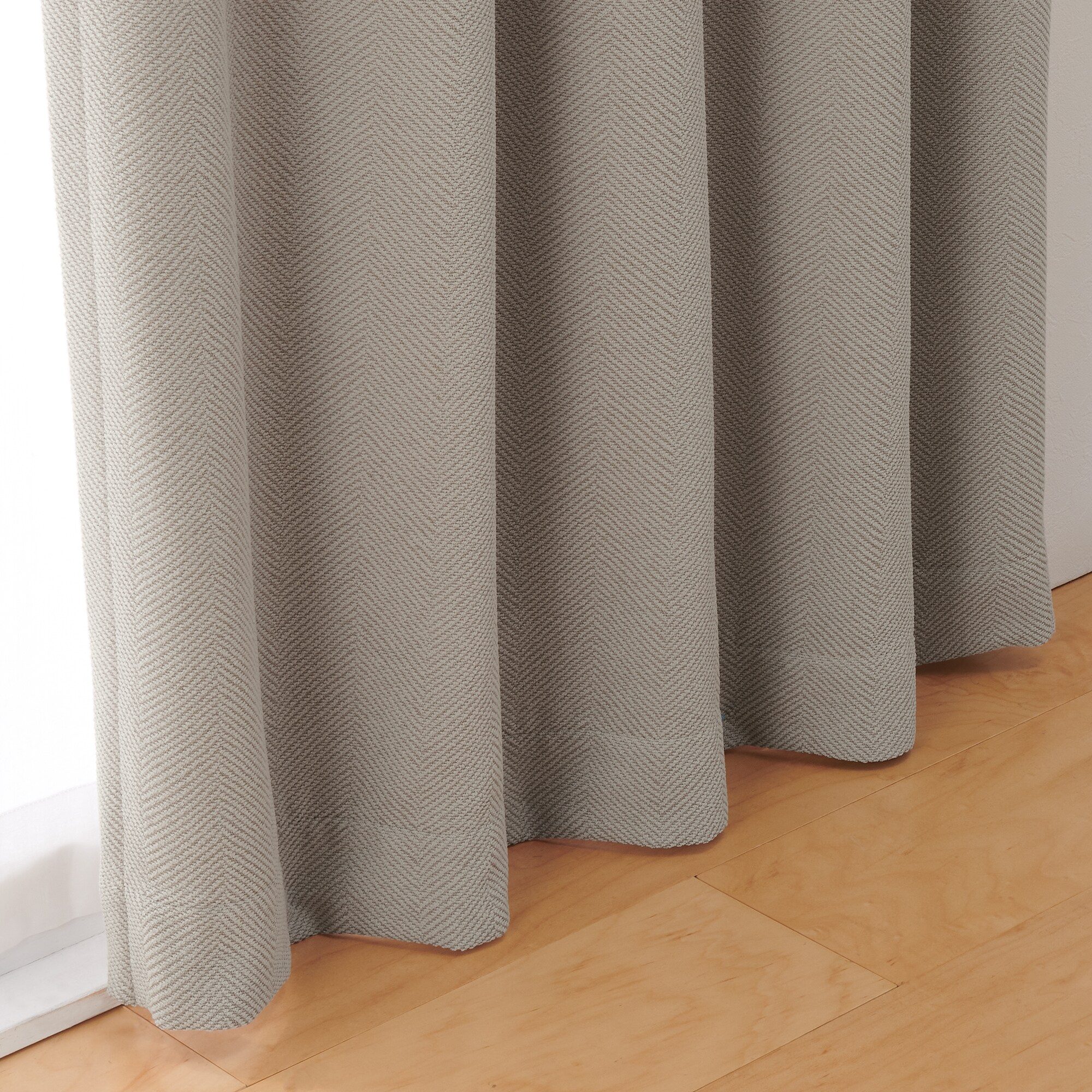 無印良品　ポリエステルシェニールヘリンボーン　ノンプリーツカーテン ポリエステルシェニールヘリンボーン（防炎）ノンプリーツ