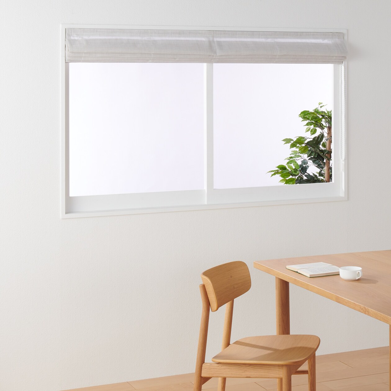 ポリエステル杢調ボイル（防炎）プレーンシェード用生地／ライトグレー