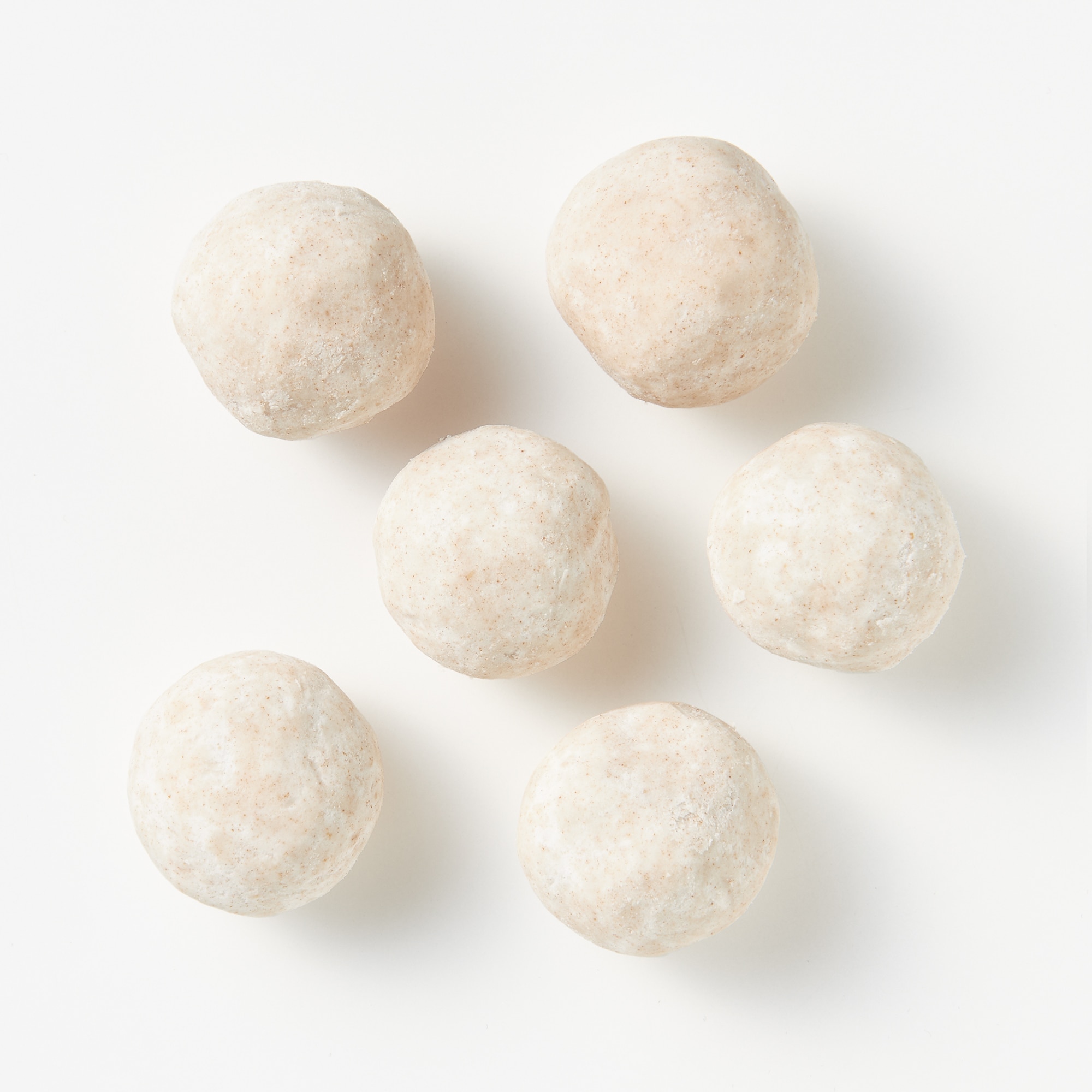 世界のお菓子　紅茶のブールドネージュ