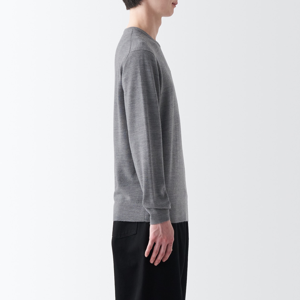 洗えるウールハイゲージクルーネックセーター