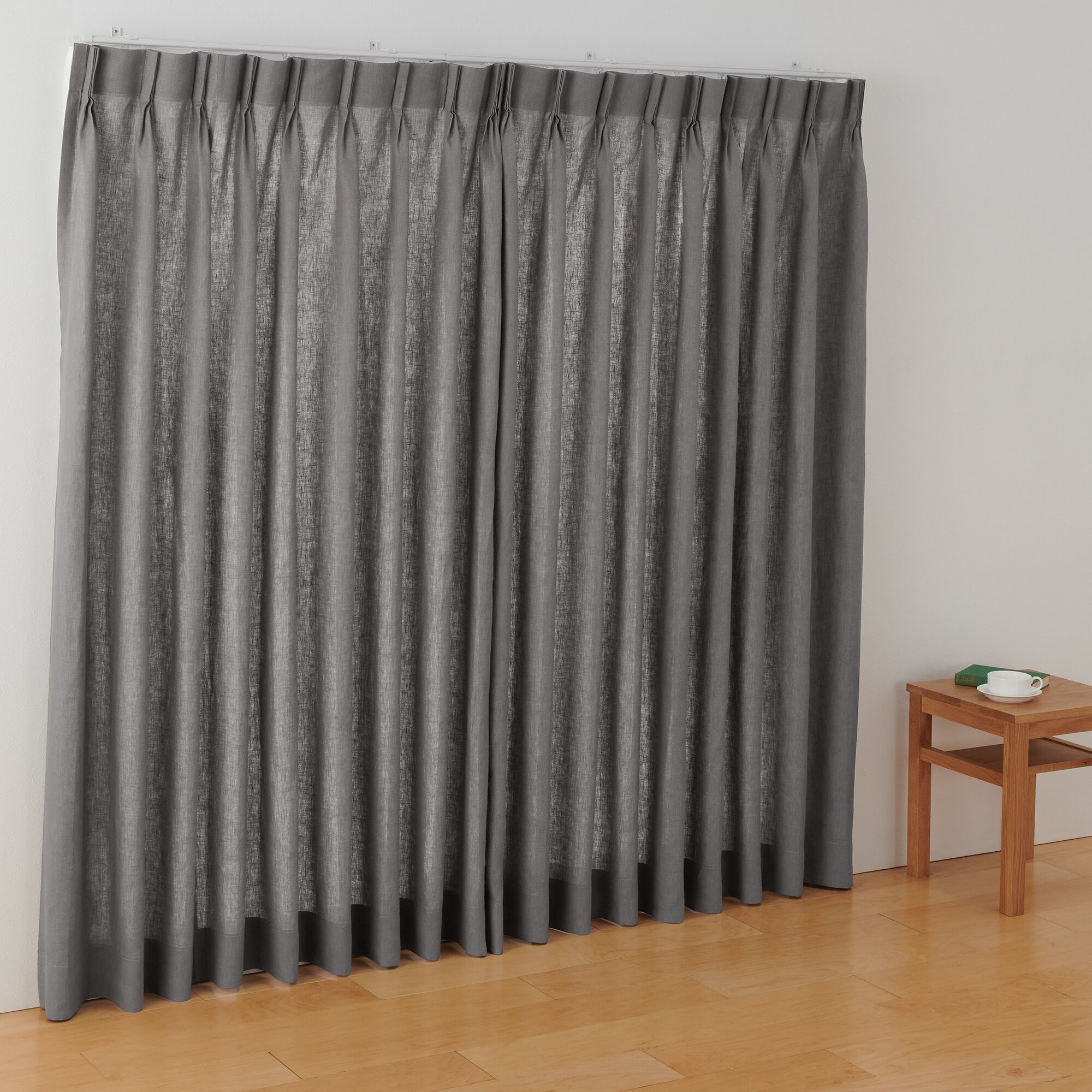 麻平織２倍ヒダプリーツカーテン／チャコールグレー