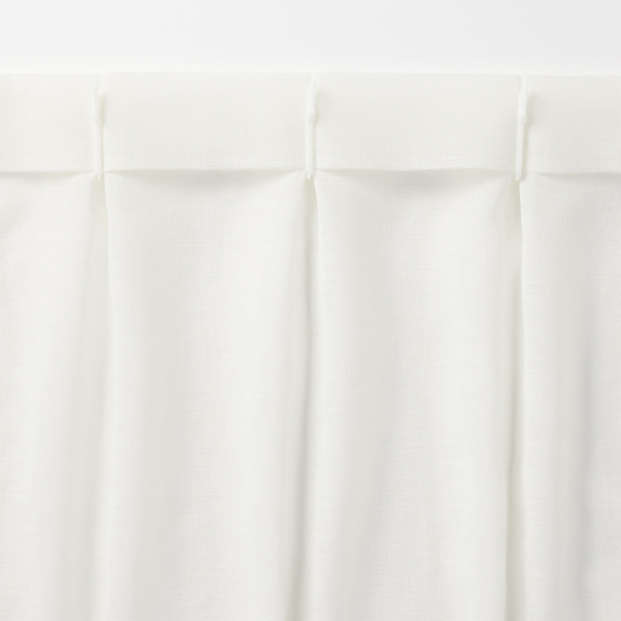 リネンライク　レース（防炎）プリーツカーテン／オフ白