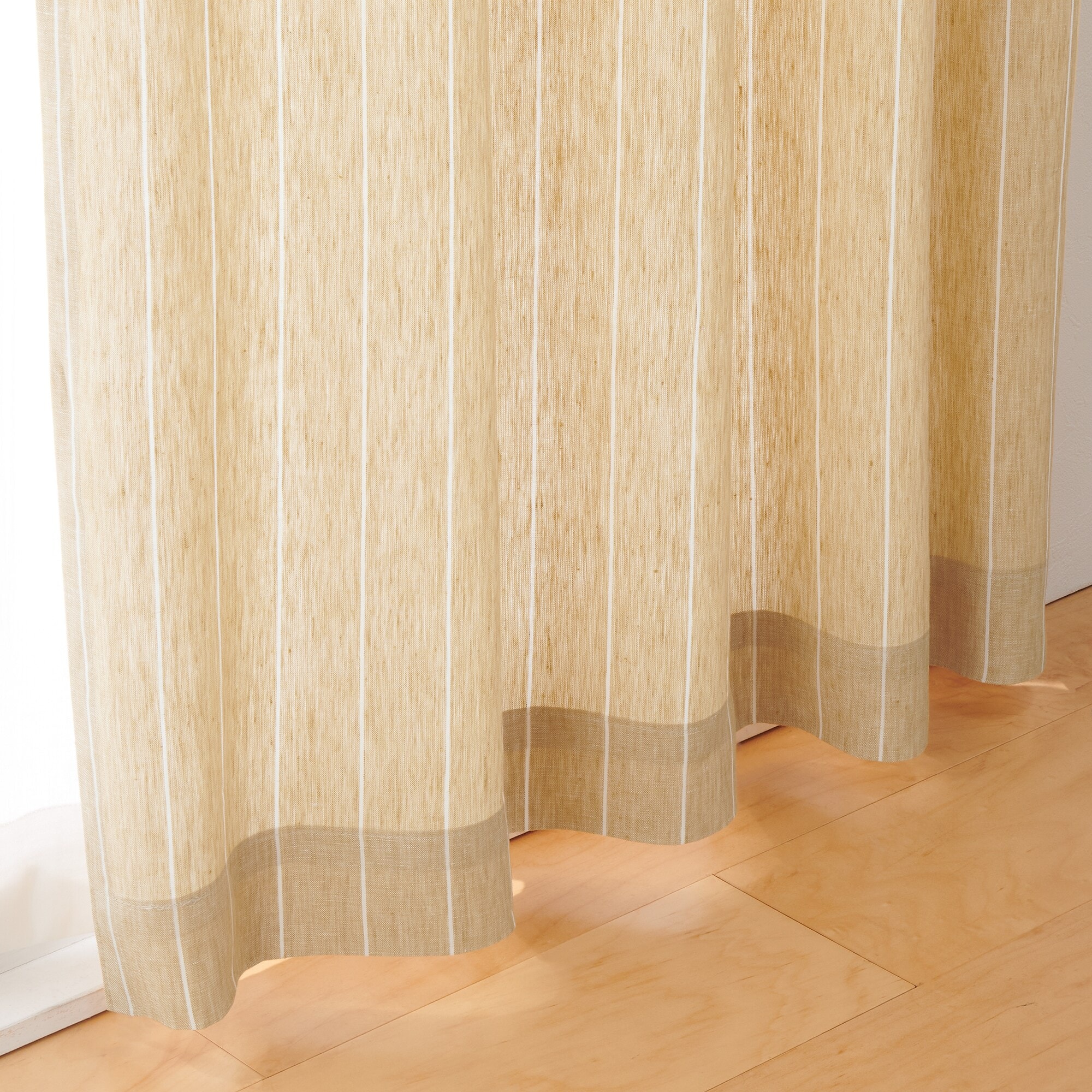 麻平織ノンプリーツカーテン／マスタードストライプ