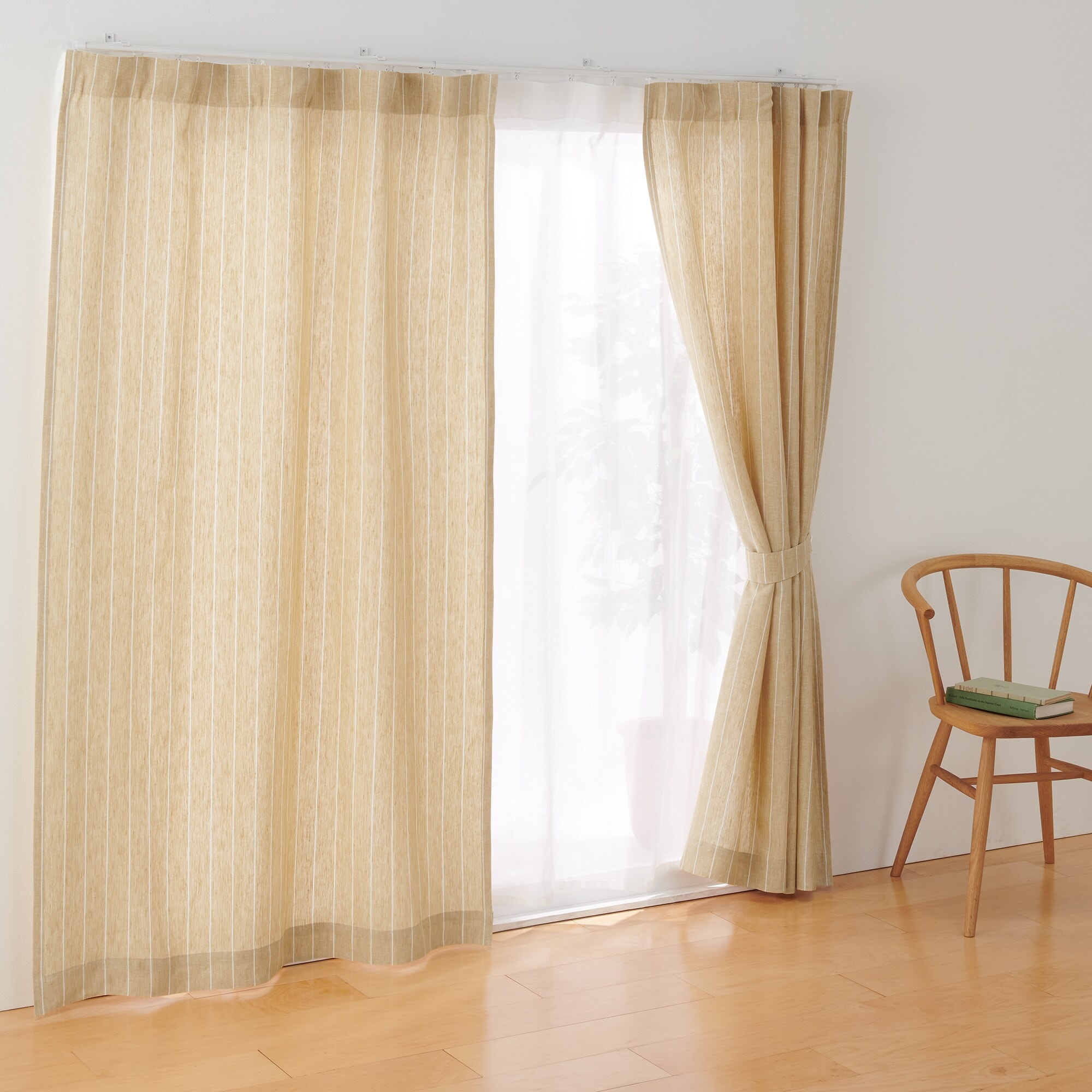 麻平織ノンプリーツカーテン／マスタードストライプ