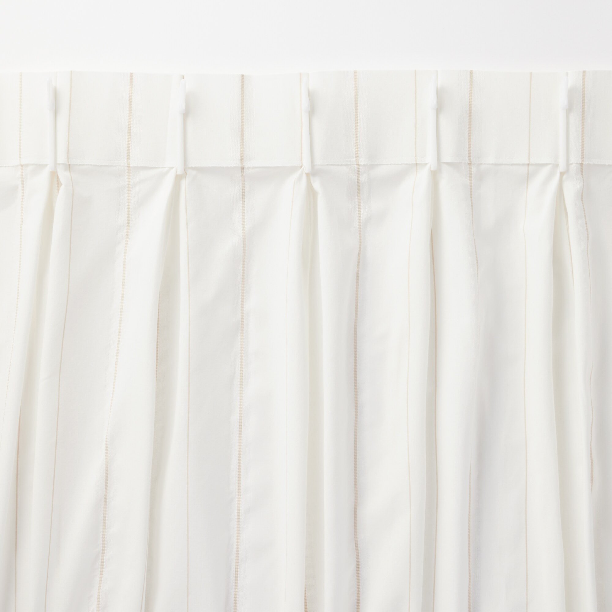 綿空き羽　レース２倍ヒダプリーツカーテン／ブルーストライプ