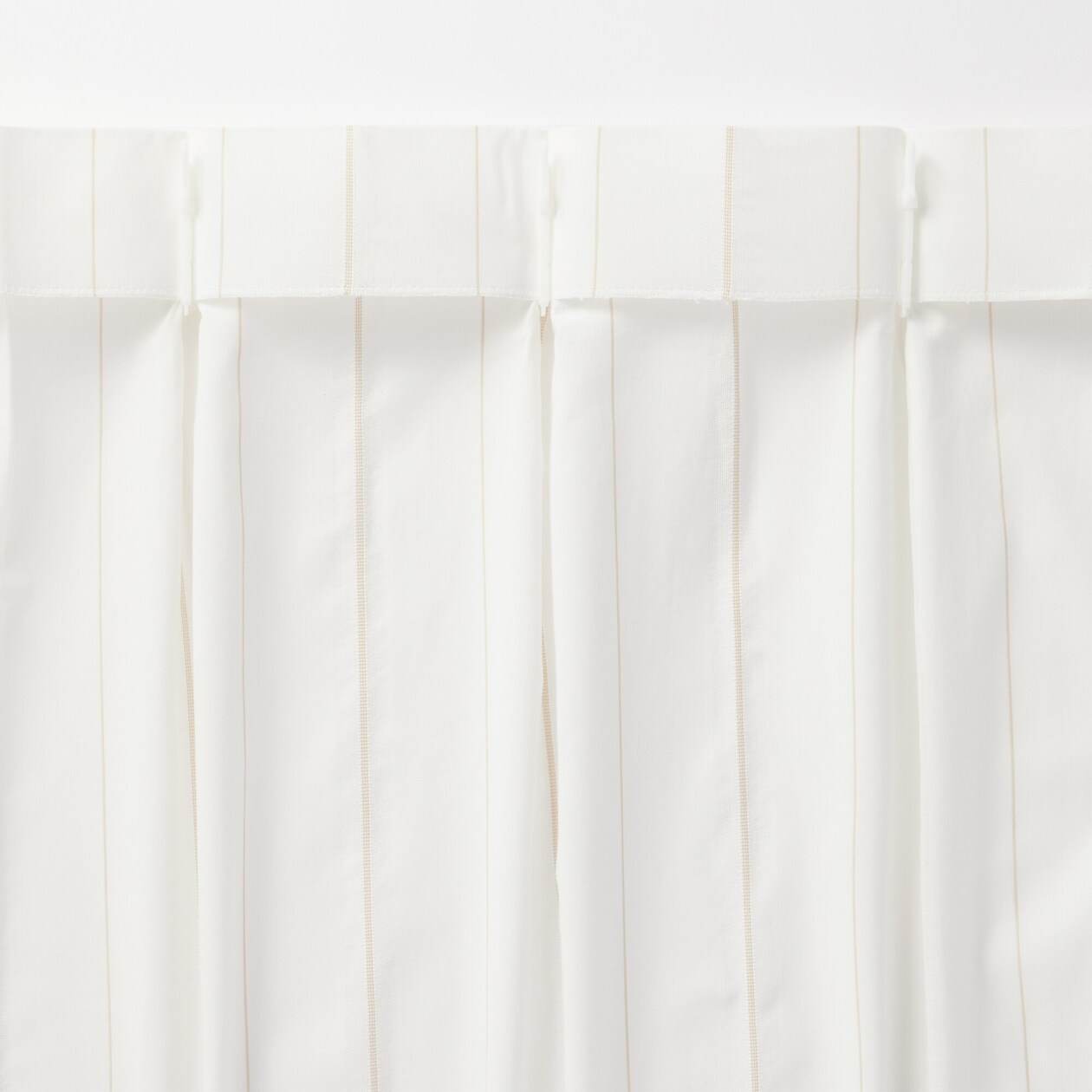 綿空き羽　レースプリーツカーテン／ベージュストライプ